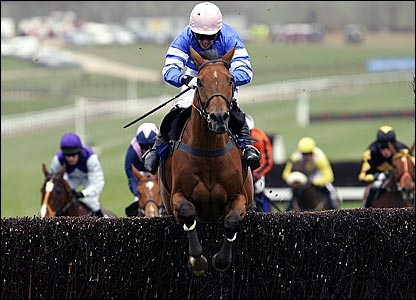 L`Antartique ridden by Graham Lee